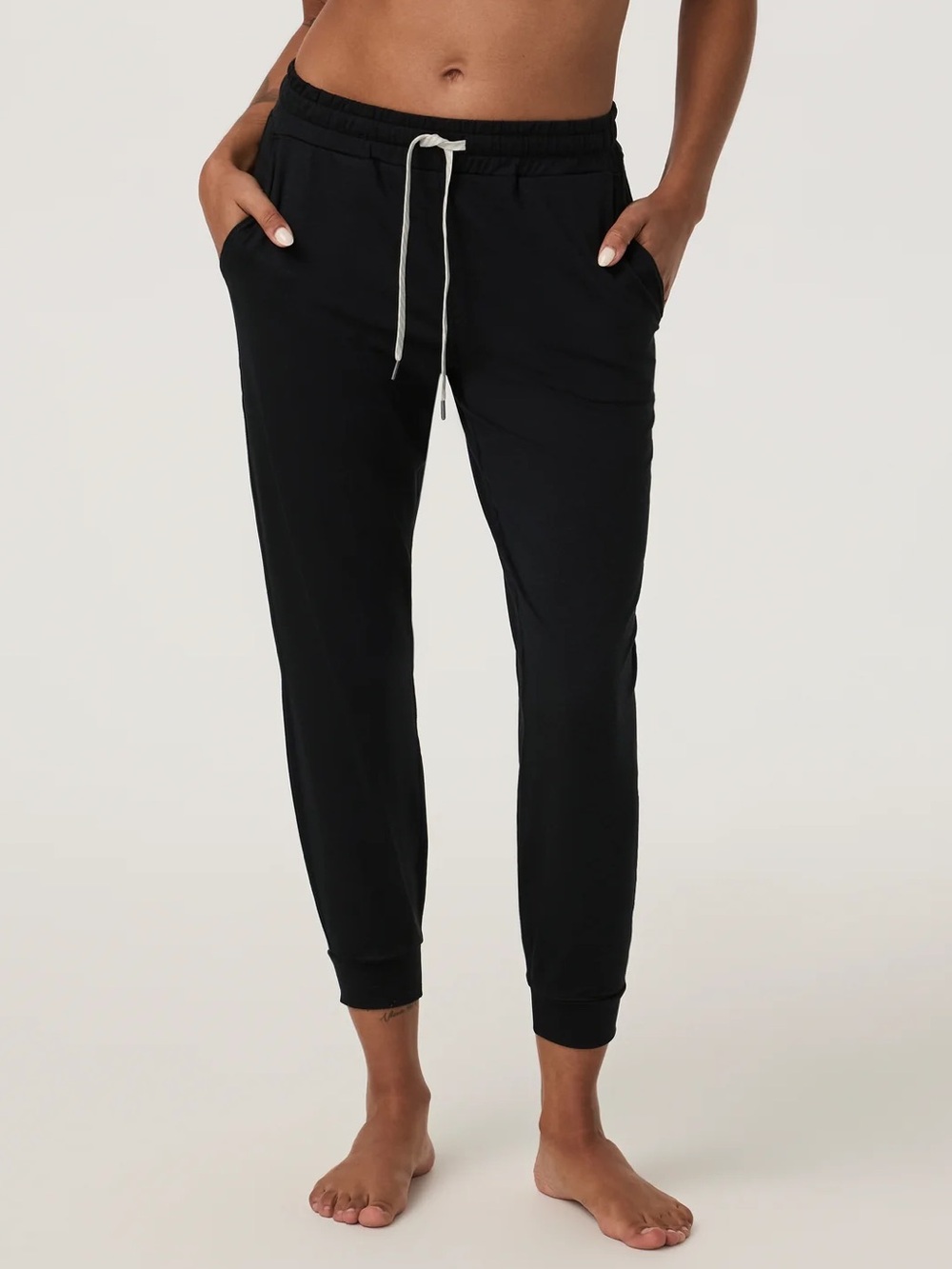 Vuori Women's Performance Jogger Black Size Medium